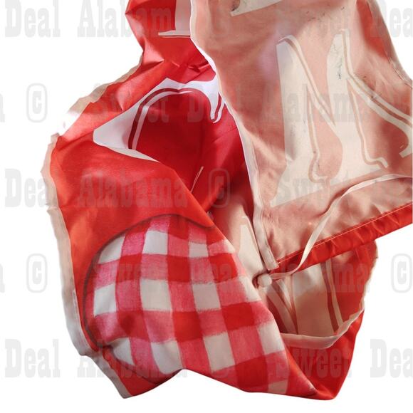 Vertical Welcome Banner – Red with Checkered Heart, Lighted Down The Sides - Picture 6 of 10